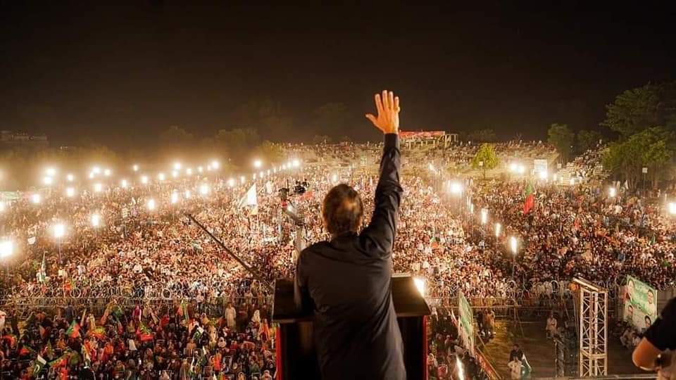 _saim8's tweet image. کپتان نے آج فیصل آباد والی تقریر میں  تقریبا 14 مرتبہ پیارے نبی ﷺ کا اور تقریبا 6 مرتبہ لاالہ اللہ کا ذکر کیا❤

جب کے دوسری طرف مریم جھوٹی صرف عمران خان عمران خان عمران خان عمران خان عمران خان عمران خان کرتی رہی 
ایسا ہے ہمارا لیڈر
#FaisalabadJalsa 
#امپورٹڈ_حکومت_نامنظور