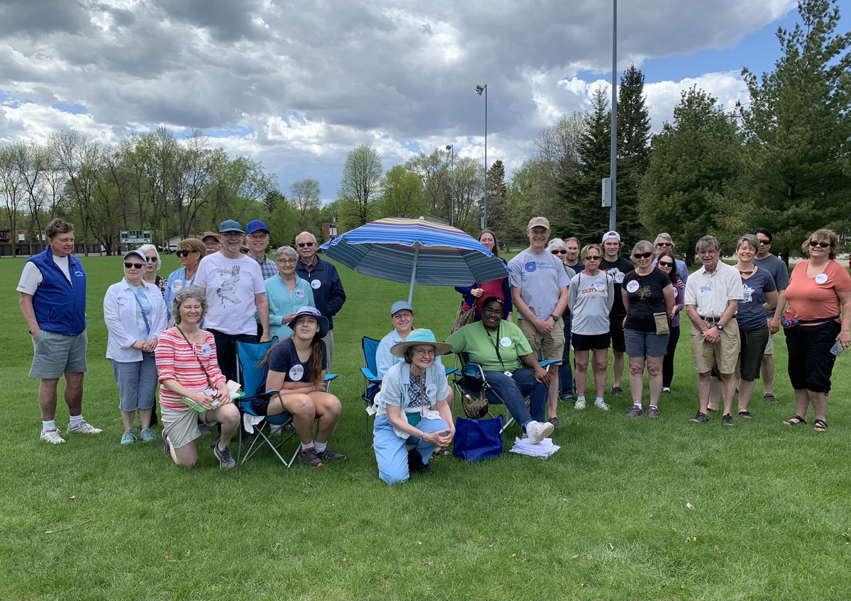 mauramcc2's tweet photo. Happy to be here in White Bear Lake Minnesota, with other #FIMN leaders, spreading the word that time is running short to use our MN surplus to make life better for ALL Minnesotans. #rcchamberline1 and other Republicans are standing in the way, call your senator Today! #mnleg https://t.co/K9zNtztfcr