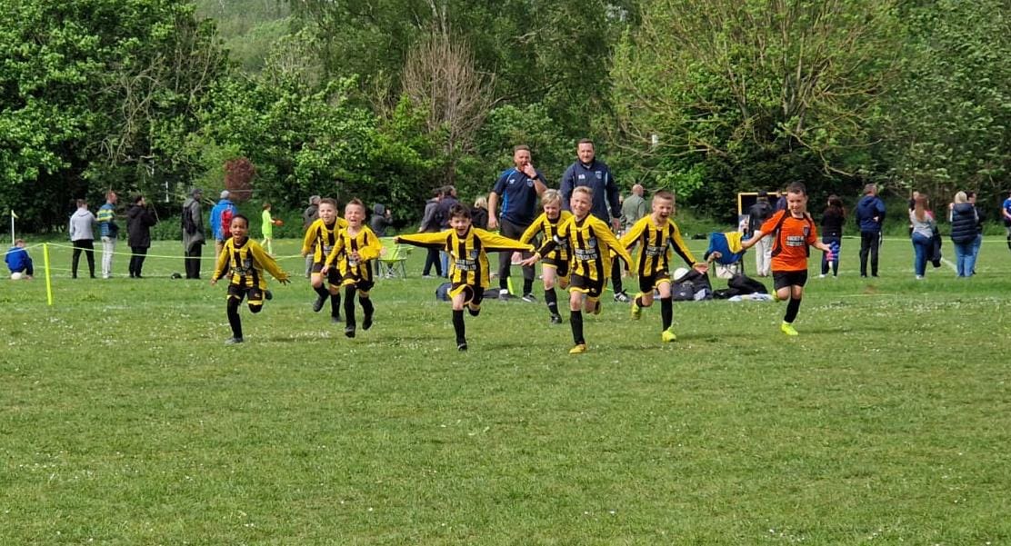 Congratulations to the AYFC U8 Reds for winning the West Herts League final today

Both teams performed fantastically and displayed extraordinary resilience. 

Thank you to the U8 Red coaches Keith and Lewis for your commitment.

#proud
#hertsfa 
#ayfc
#grassrootsfootball