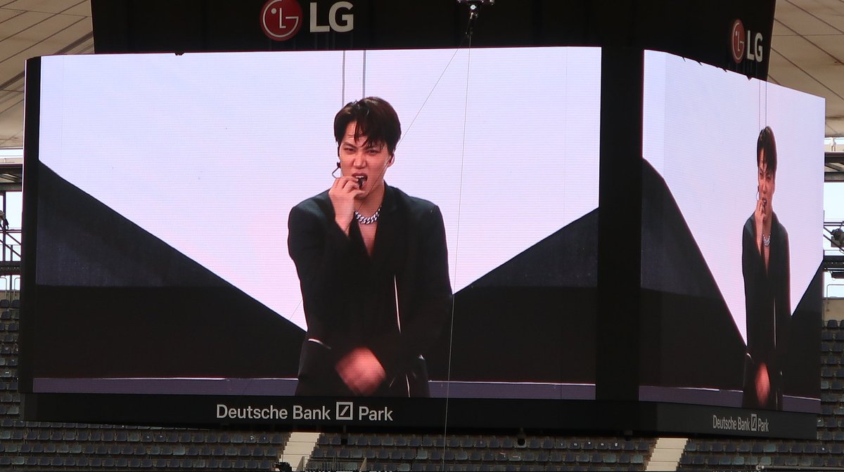 bee_eevee's tweet photo. #KAI 
#KPOPFLEX 
#EXO https://t.co/UqPoxqgZIa