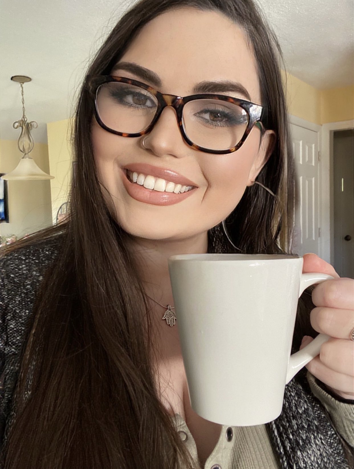 ☕️☕️☕️ exhausted 🥱 #iblamethescorpiofullmoon https://t.co/nIxKTqKaZ2
