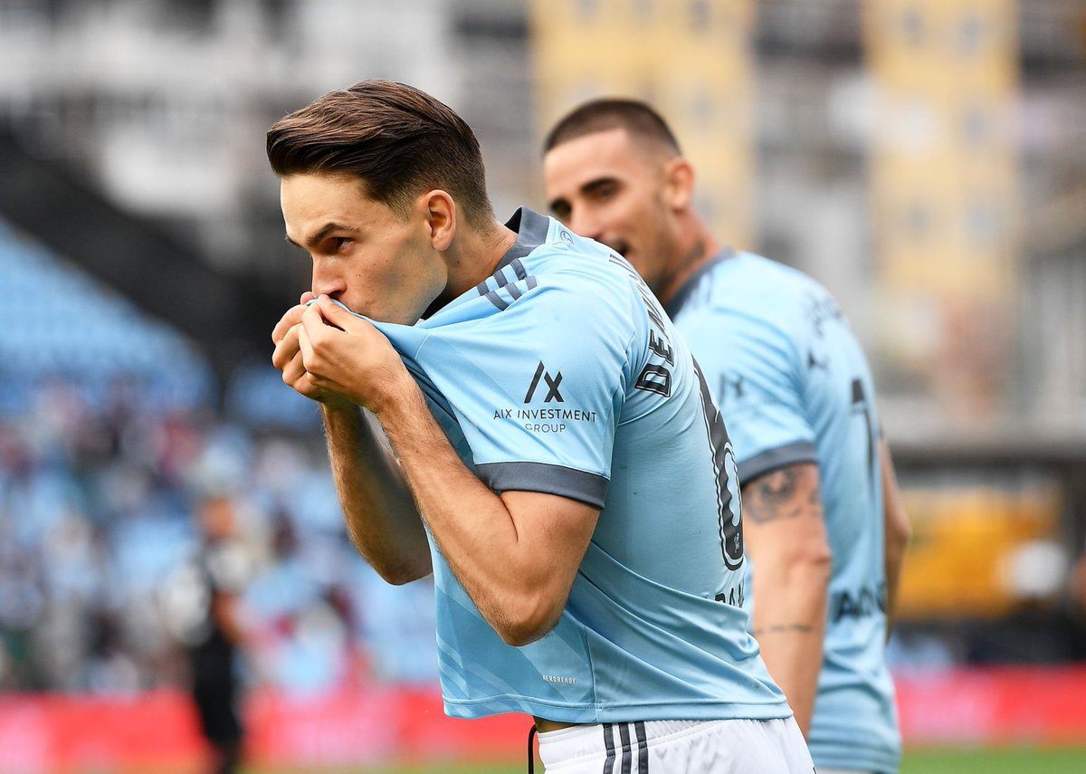 DenisSuarez6's tweet photo. El celtismo está por encima de cualquier persona. Gracias por esta temporada. Ha sido un placer.
Sempre Celta💙 https://t.co/Snsy8fb3NC