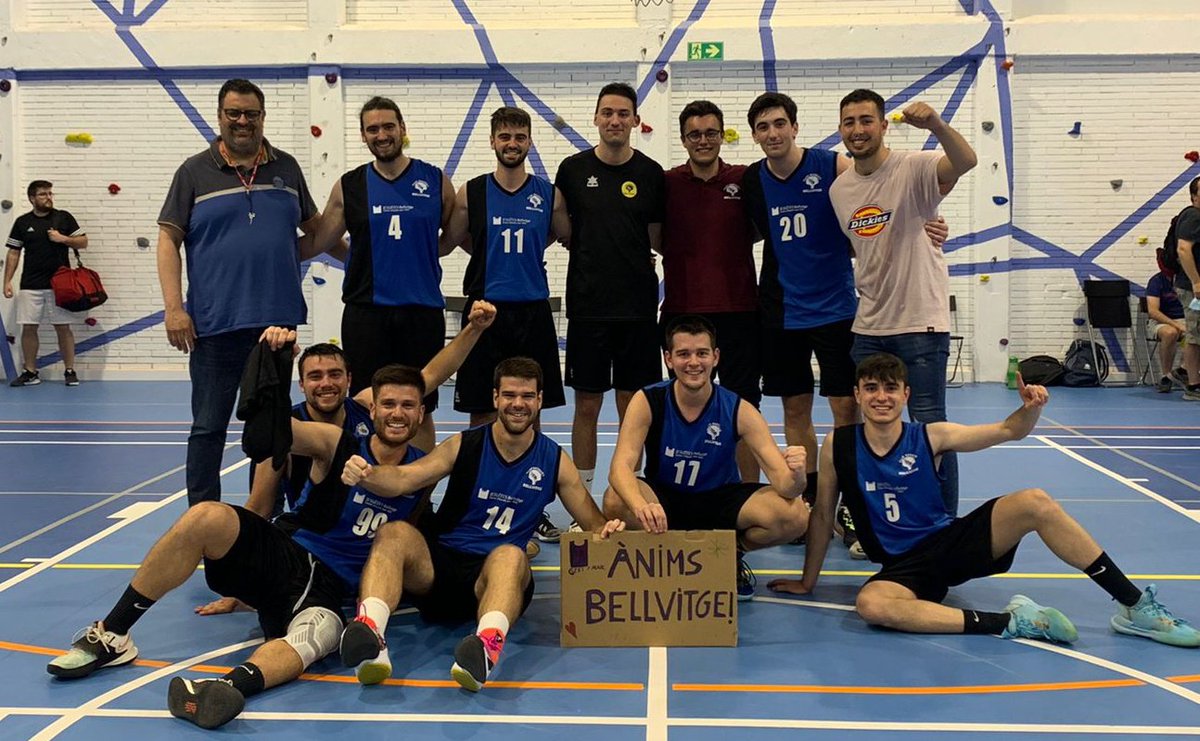 CBBellvitge's tweet photo. CAMPIONS DE LLIGA!!! 🥳🥳🙌🏻🙌🏻

ENHORABONA SENIOR NEGRE!! 💪🏻💪🏻👏🏻👏🏻 https://t.co/187xTQ5eDT