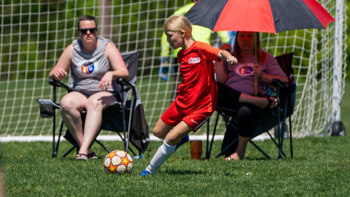 khcincynky's tweet photo. Leaving it all on the pitch!

#KingsHammer | #CrownChallenge https://t.co/xlSou9FwAu