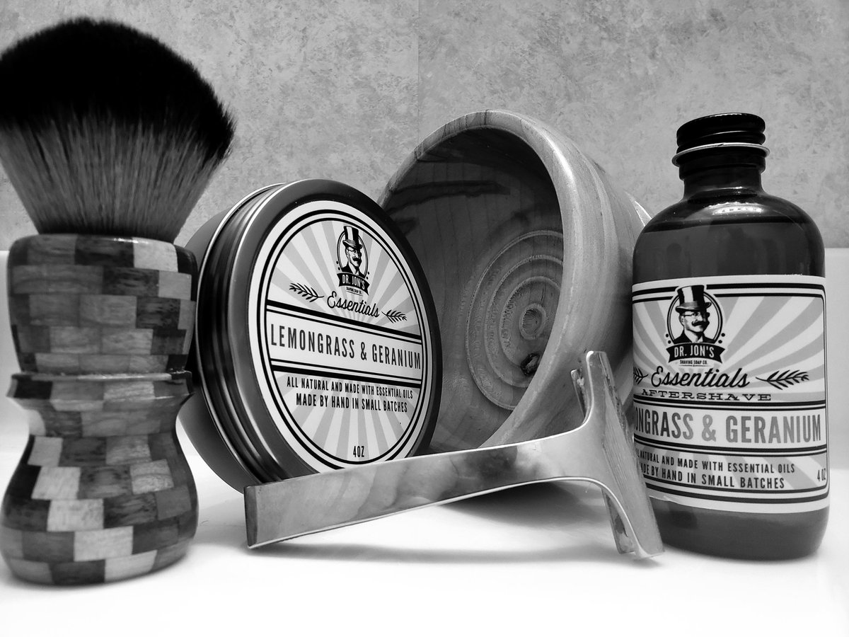 LettuceRemember's tweet photo. #SundayEssentials #SOTD with "Lemongrass & Geranium" Shaving Soap & Aftershave by @DrJonsSoapCo ~ Bowl & brush by Colorado Razor Designs ~ Cobra Classic SE Razor by Classic Shaving #WetShaving #ShaveOfTheDay #ArtisanSoap https://t.co/S5DrrwOk0P