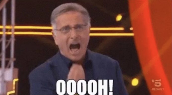mengoxarms's tweet photo. IL RAGAZZO CHE HA APPENA CANTATO #amici22 https://t.co/OZyrgTDHSU