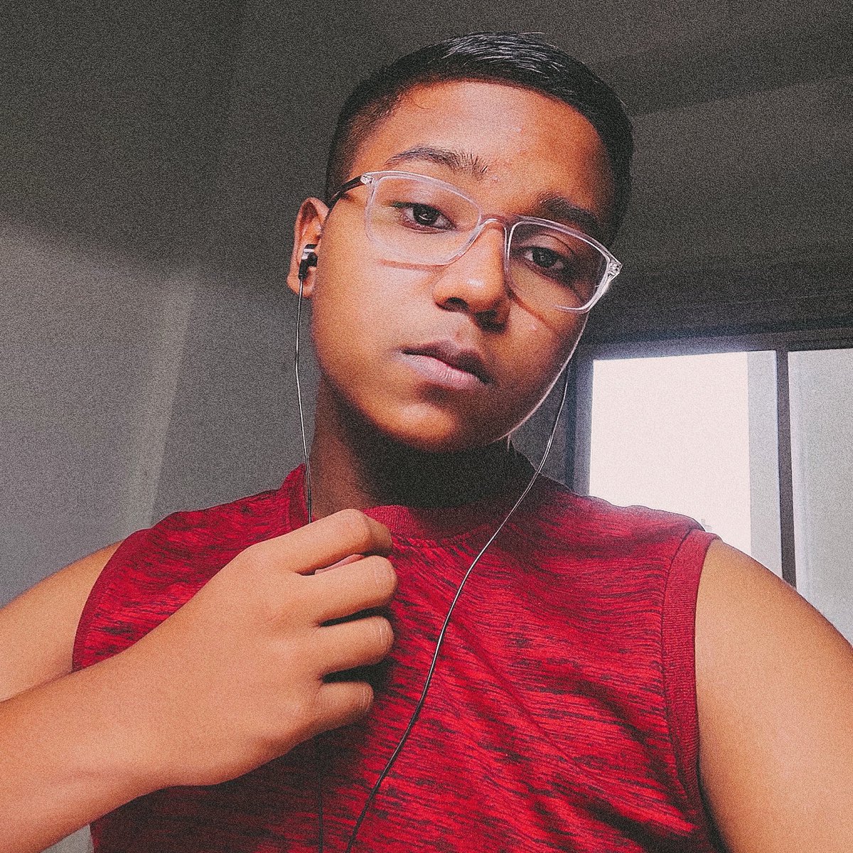 beyondeinstein9's tweet image. #NewProfilePic