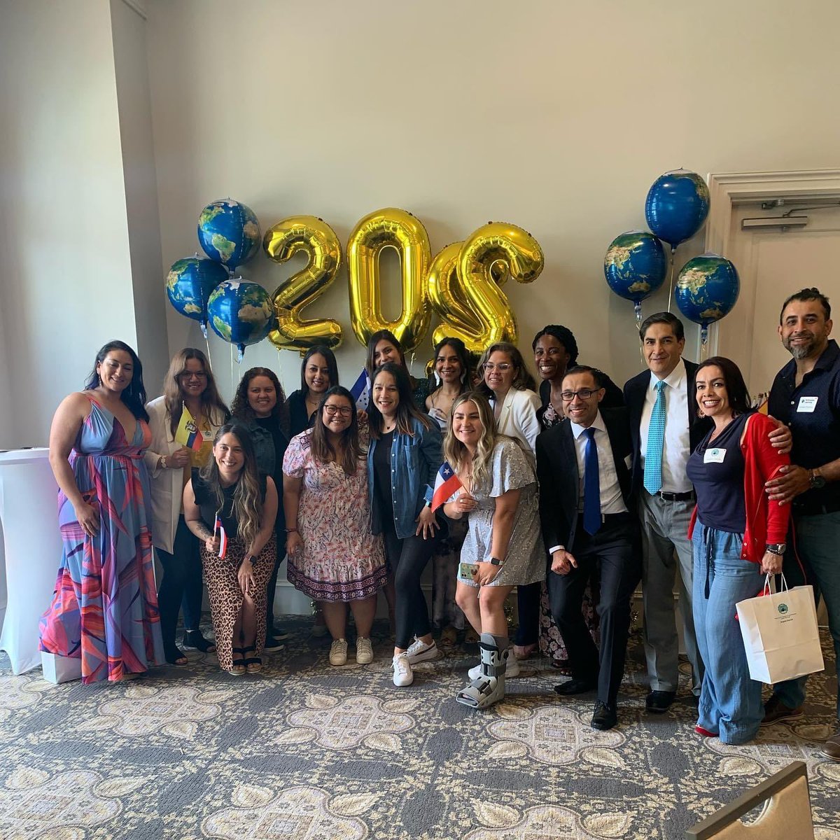 KenniaFuentes's tweet photo. As my experience with @ParticipateLrng is ending… I can only say THANK YOU!! This has been an amazing experience #offtonewadventures https://t.co/ZZMxsZBbqn
