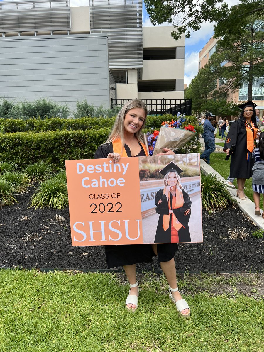 Michellecahoe's tweet photo. I never post on here but this deserves to be on everyone of my social media page! You make me a proud Momma @destinycahoe https://t.co/c28giVYrcC