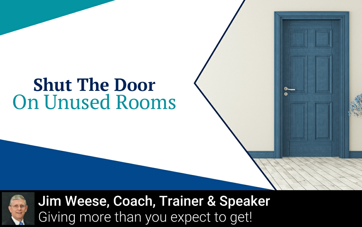 JVWeese's tweet photo. Consider if there are any rooms you don’t need to use daily, and keep them closed off. This way, you don’t have to worry about keeping the entire house tidy at all times, just the rooms you use. https://t.co/m6rzPH92MA