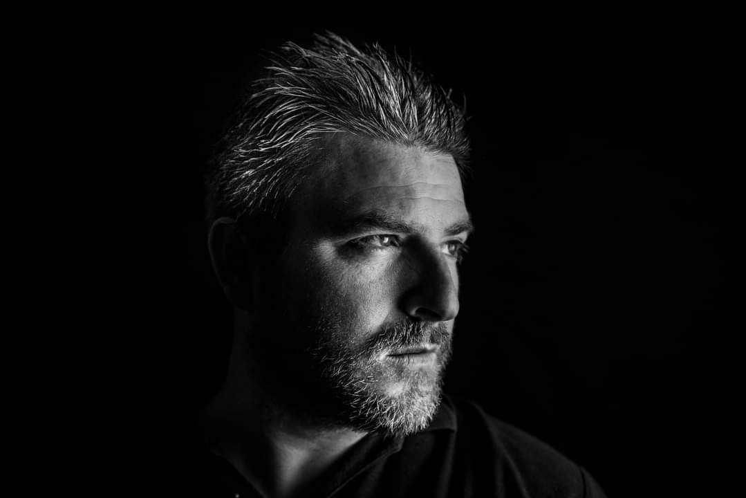 EShearmur's tweet photo. I doubt I'll break twitter with my selfie (chill Elon) time for a new profile pic. 
.
.
.
#selfie #twitter #portrait #funny #midlifecrisis #silverfox @EShearmur https://t.co/LLeZcTq0rV