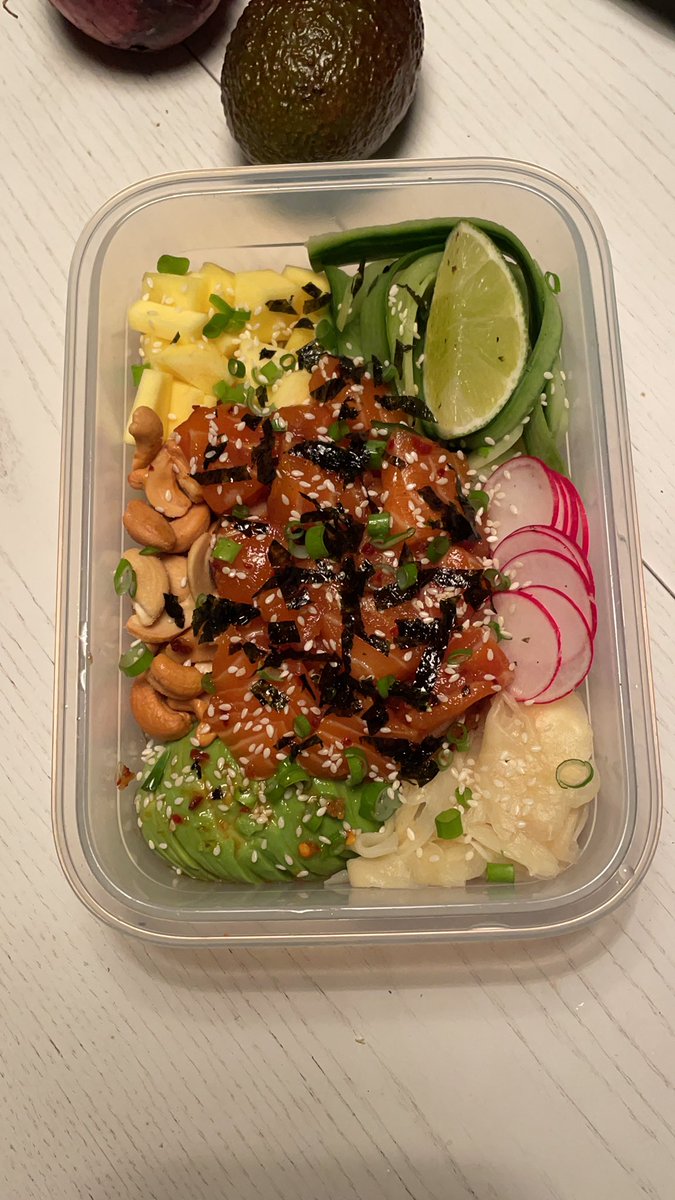 KevinCardano's tweet photo. Improvised a Poke Bowl for my lunch tomorrow 😎 https://t.co/cjBF01XVlq