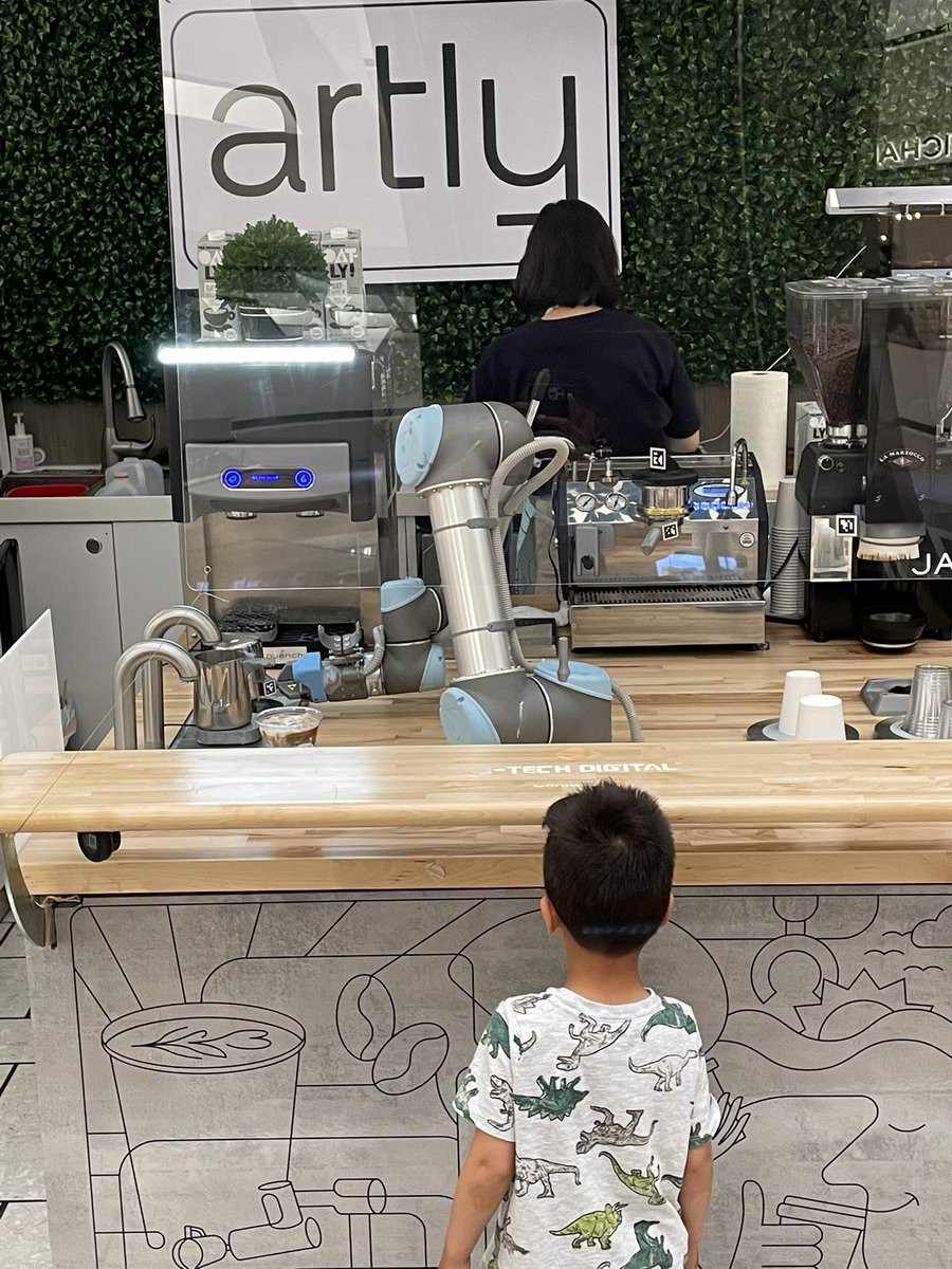 Went to the mall this weekend — yes, they still exist, and remain an excellent way to pass time with two toddlers on weekends when you glance at the clock expecting it to be lunchtime and it is only 9:11a — and it led to a surprising discovery: a robot barista by <a href="/artlycoffee/">Artly</a>