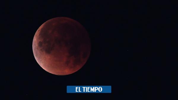 Citytv's tweet photo. 🌔 Así puede ver el eclipse lunar y la luna de sangre de mayo desde Colombia ►
 https://t.co/uOfSRcmqoT https://t.co/3N7TvwONce
