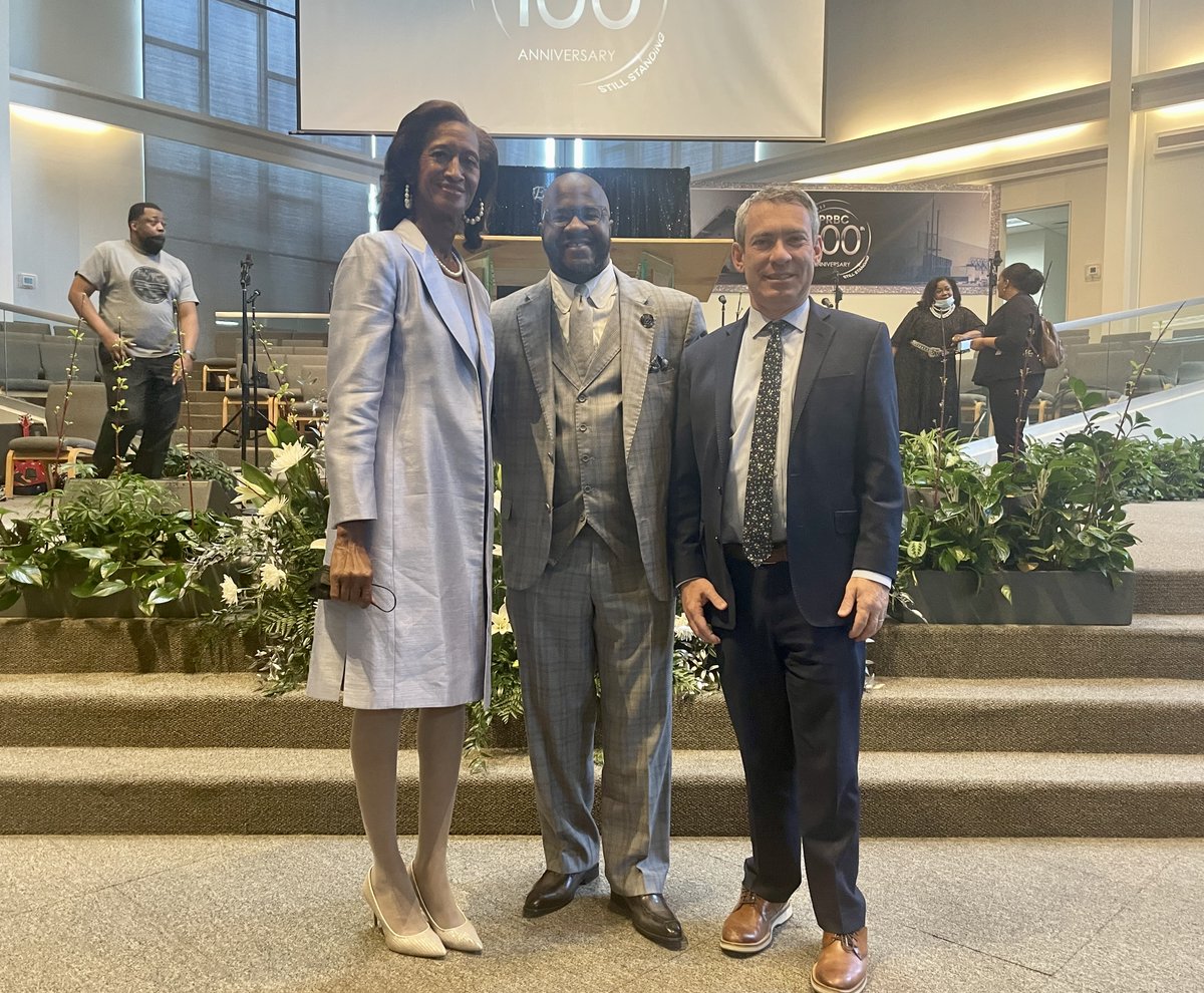 aaron4arizona's tweet photo. So honored to be able to worship this morning with Pastor Mackey and the members of Pilgrim Rest Baptist Church at their special 100th anniversary service. I am grateful to @SandraDKennedy for the invitation to join on such a special morning! https://t.co/qCrL4kYBPH