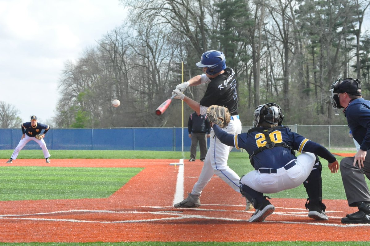 LBEagleBaseball's tweet photo. @GarlockKam 2022 BVC Player of the Year https://t.co/xRWdzfCor1