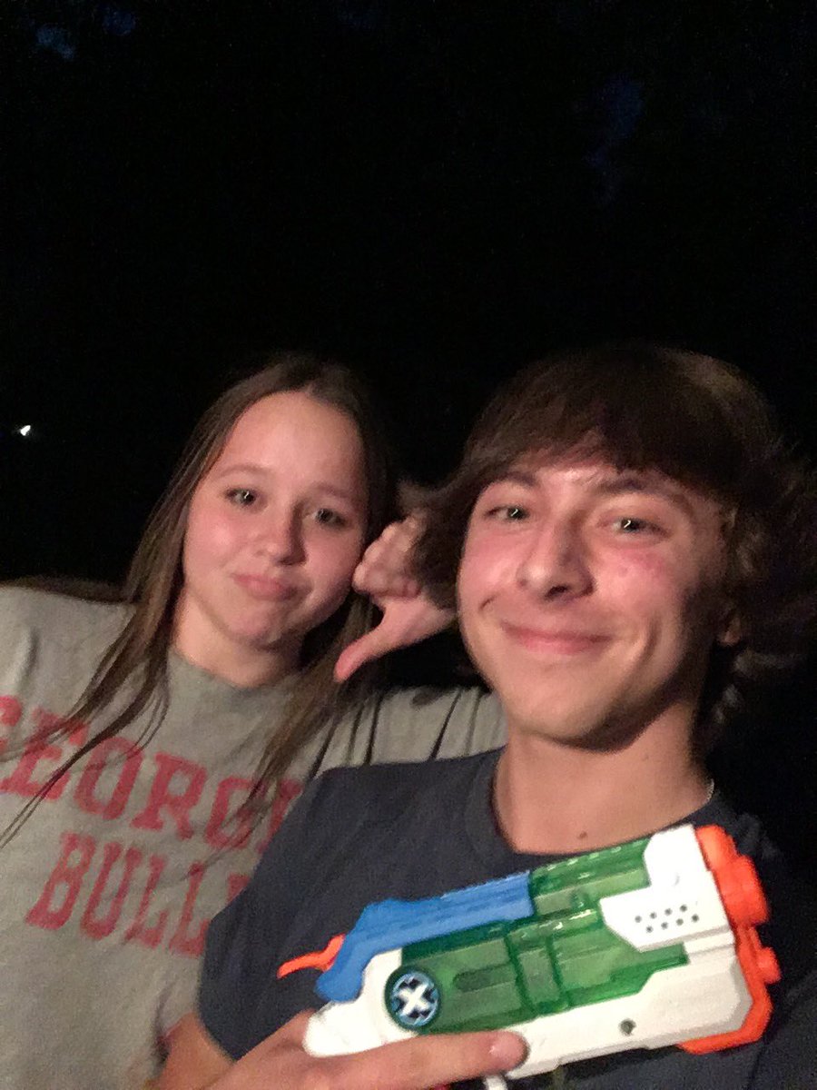 GHSSS2022's tweet photo. Mason gets out Sophie cutting it real close 😳😳😳 ROUND ENDS AT 11:59PM TONIGHT https://t.co/9Wr0WW1gcS