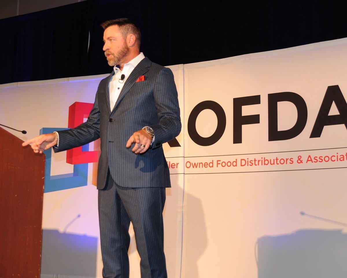 HeroSpeaker's tweet photo. Another whirlwind week! From Holland, MI to Detroit, San Antonio and back home today for a home game.

Special thank you to my extraordinary clients and friends for hosting me and bringing The Hero Effect!

#theheroeffect #keynotespeaker #travelingforwork #makeadifference #serve https://t.co/aq1NEvDp6i