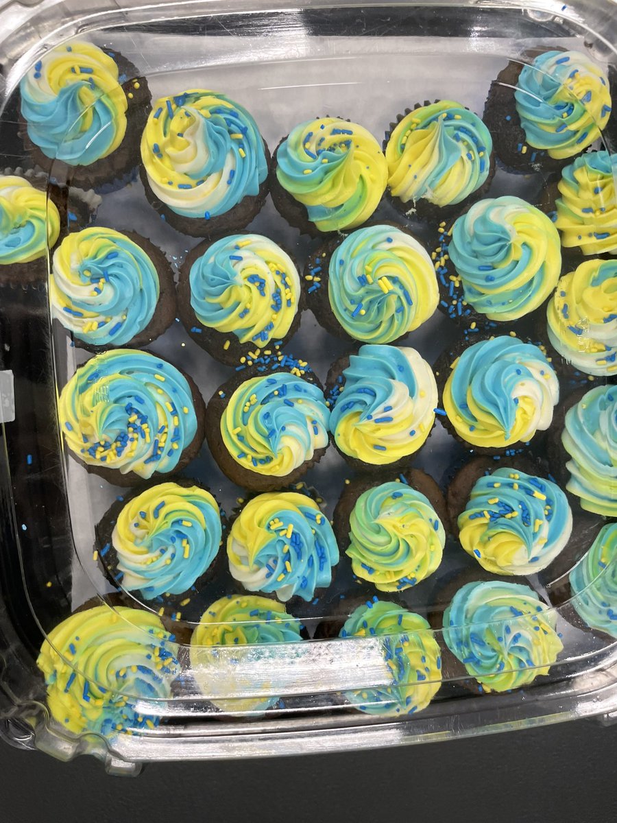 Words cannot express how awesome this made us feel! Thank you so much <a href="/MrsStockard/">Mrs.Nichole Stockard</a> and class! The cupcakes were delicious but being thought of was even better. Yet another example of #leydenpride <a href="/leydenpride212/">Leyden High Schools District 212</a>