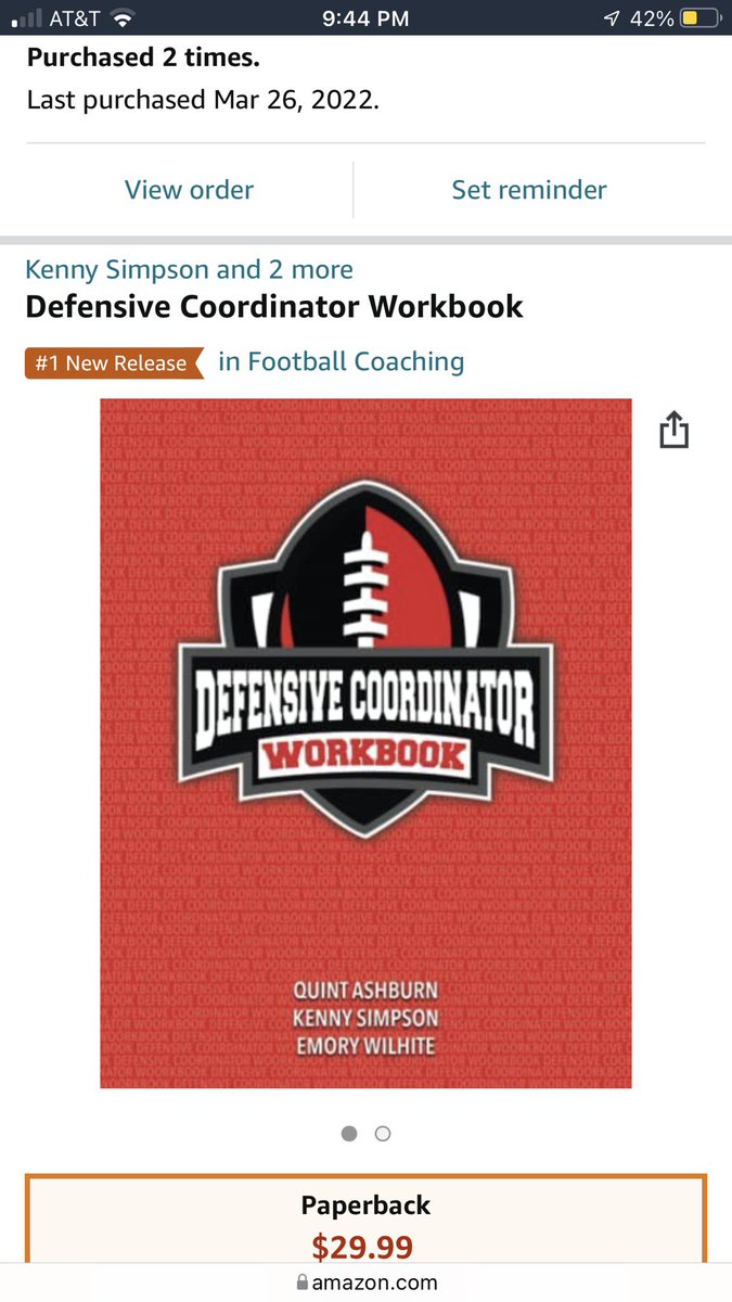 fbcoachsimpson's tweet photo. Book giveaway. 

Going to giveaway a copy Monday night. 

To win: retweet and tag a defensive coach. https://t.co/V0TvPYtbxu