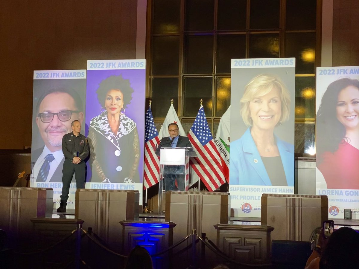 Analisa_Swan's tweet photo. Great time last night at @LADemocrats’ 2022 JFK Awards at historic Los Angeles Union Station! Congrats to the JFK Awards honorees @RonHerrera_396, @LorenaSGonzalez, Supv @JaniceHahn, &amp; @JeniferLewis! We must elect #Dems up &amp; down ballot!😃💙🌊🎉😍 #LACDP #BlueWave #WeAreCA https://t.co/fl70Qty7PM