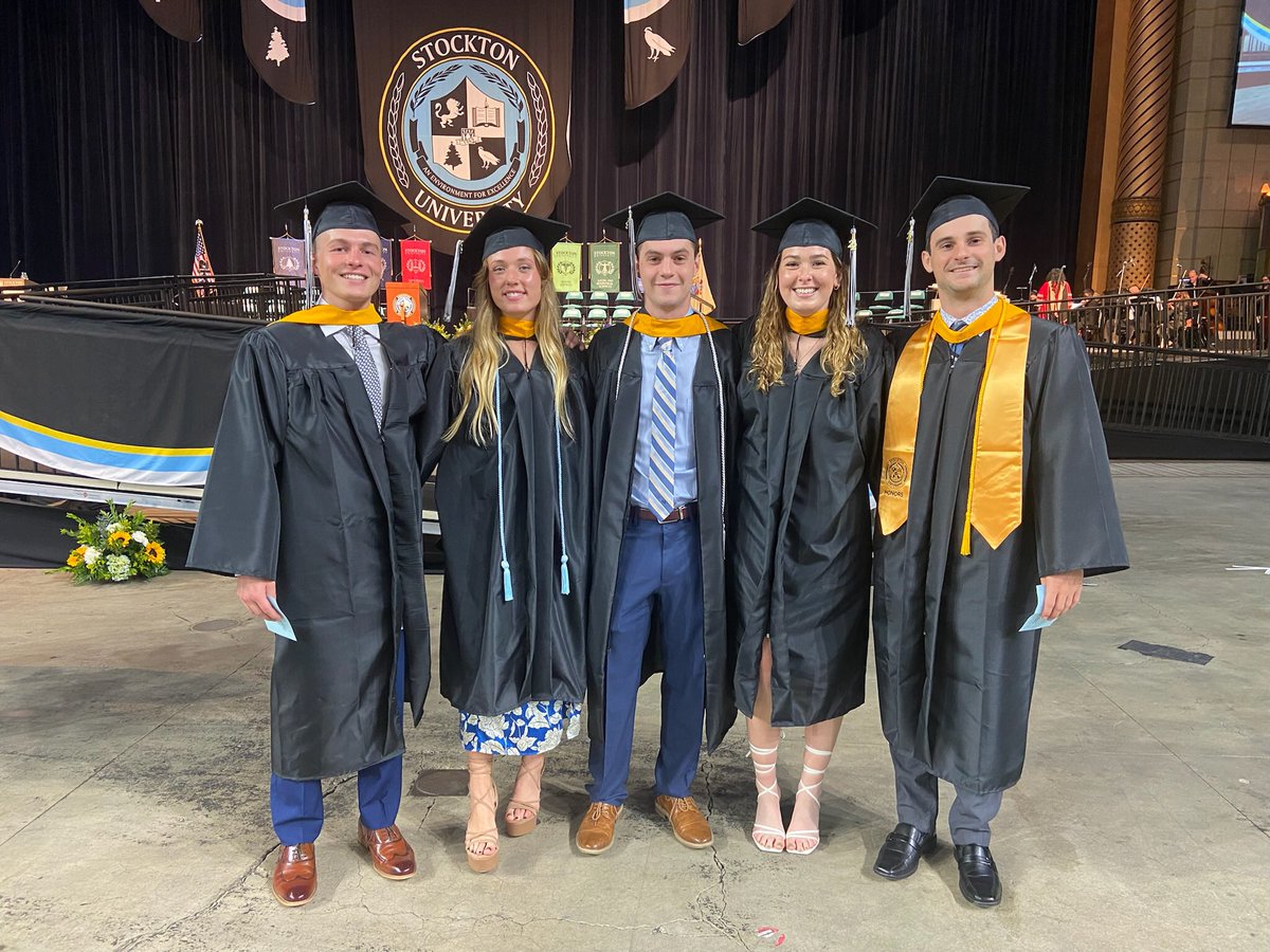 njmattfurry's tweet photo. Wow undergrad sure flew by, quite sad to say goodbye. Incredibly thankful for my family, friends, and professors for supporting me in my scientific endeavors these past four years at @Stockton_edu. Stoked for the future and to start studying and doing research at @UCIChemistry. https://t.co/zKoujYdRH0