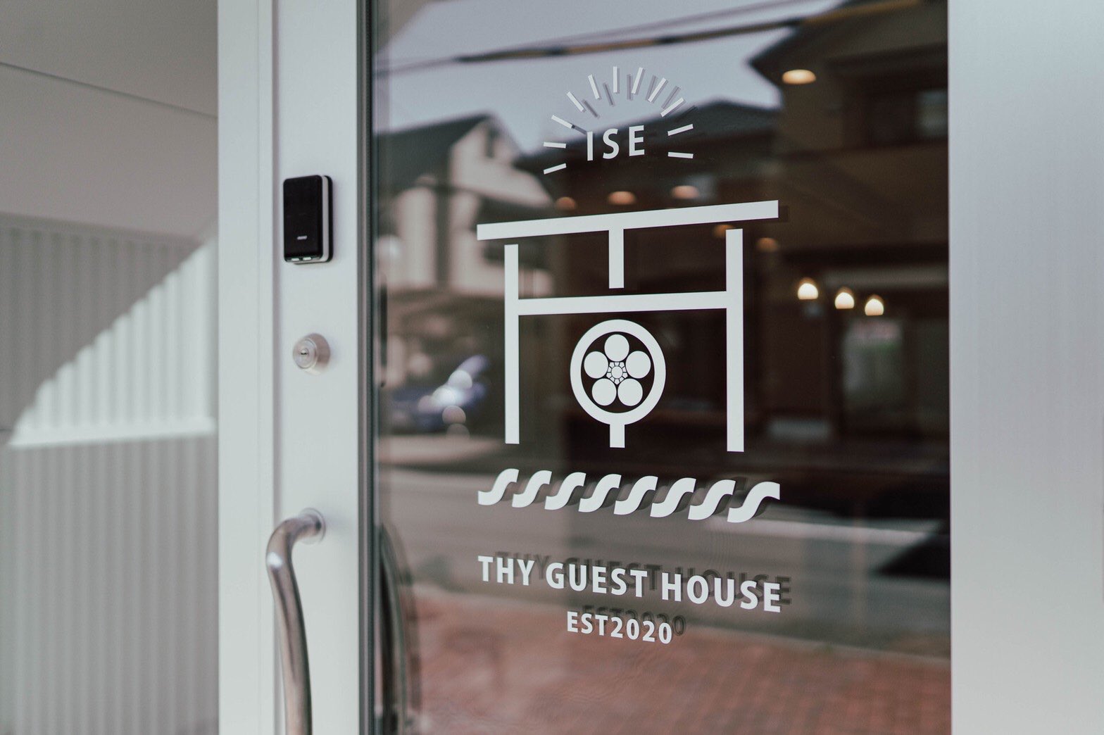 Thy Guest House 伊勢ゲストハウス おはようございます 少し肌寒い月曜日 19 のくもり予報 伊勢志摩観光 伊勢神宮参拝 外宮 内宮 新築 駅近 女性専用ドミあり 伊勢のゲストハウス Thy Guest House お待ちしてます Thy Guest House T Co