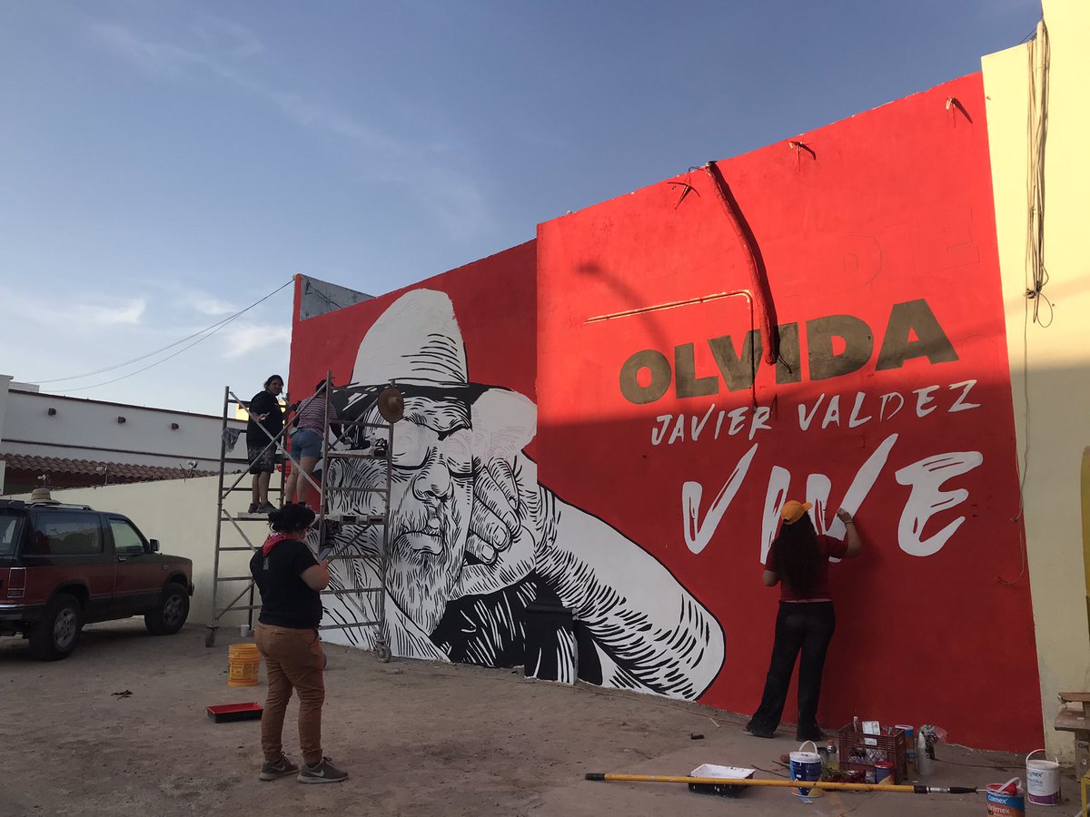 Aquí se pinta un mural. #cln #javiervaldez #5aniversario