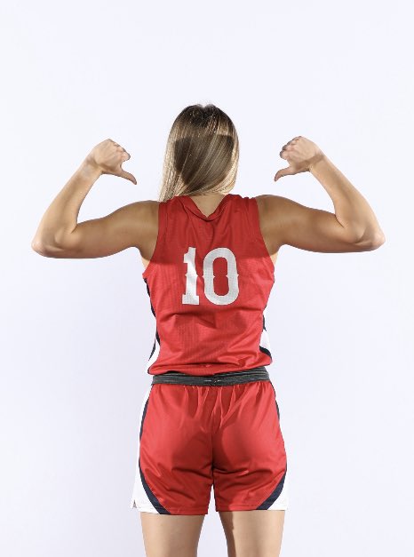 CoachPruettSVSU's tweet photo. ⭐️senior spotlight⭐️ 
Kaitlyn “Z” Zarycki @k_zarycki Z is ABOUT winning.Z is ABOUT hard work.Z is ABOUT her teammates. U will not meet any1 who works as hard as this kid in mastering the 🏀 court. She is humble, intentional, and, oh yeah, she’s insane at 🏀. Love the person UR, Z https://t.co/8GTwmSUy8y