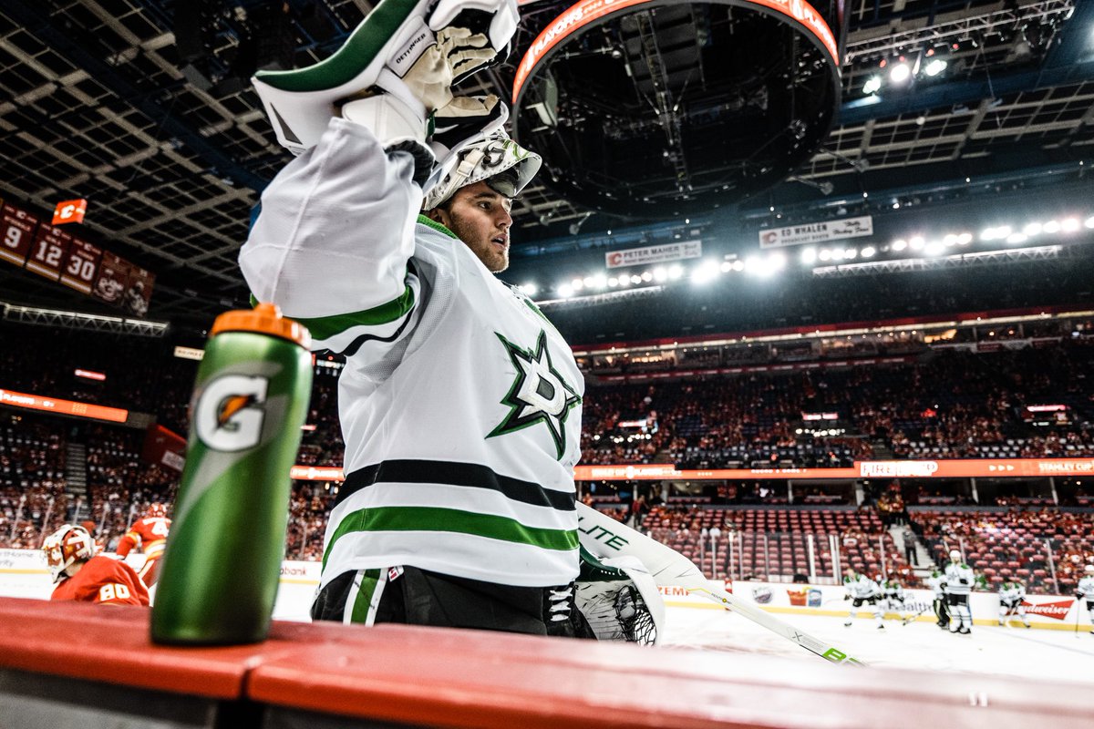 DallasStars's tweet photo. The Stars at night are big and bright 🌌

@PNCBank | #OneStateOneTeam | #TexasHockey | #StanleyCup https://t.co/3qPlu7icc3