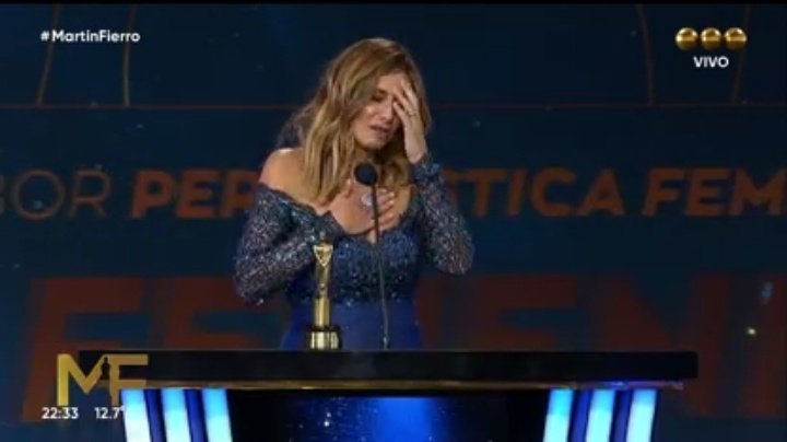 MARISA ANDINO GANO COMO MEJOR CONDUCTORA EN #Telenueve AL MEDIODIA EN PREMIOS #MartinFierro EXPLOTANDO EN 25.0 POR <a href="/telefe/">telefe</a>