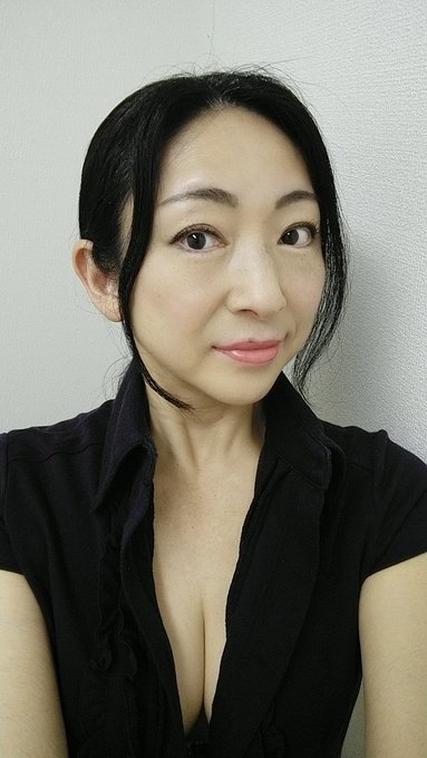 昨日の撮影会に来てくださったお客様、貴重なお時間を割いて戴きありがとうございました✨😊 またお会いしましょうね😉💖 https://t.co/VJIfBS7XOZ