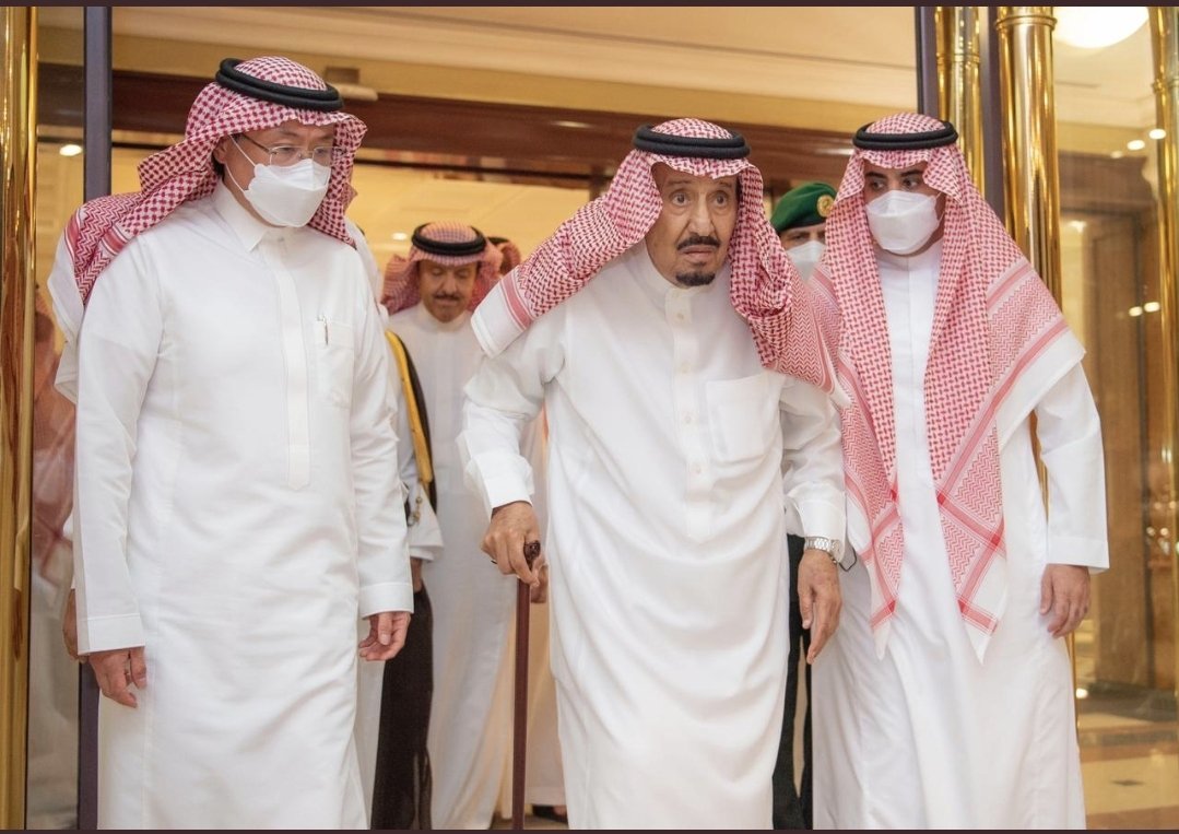 SeuStudent2's tweet photo. حمداً لله على سلامتك سيدي .. https://t.co/zx5S2vuGju