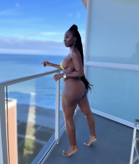 Cashmonee’s pics and videos