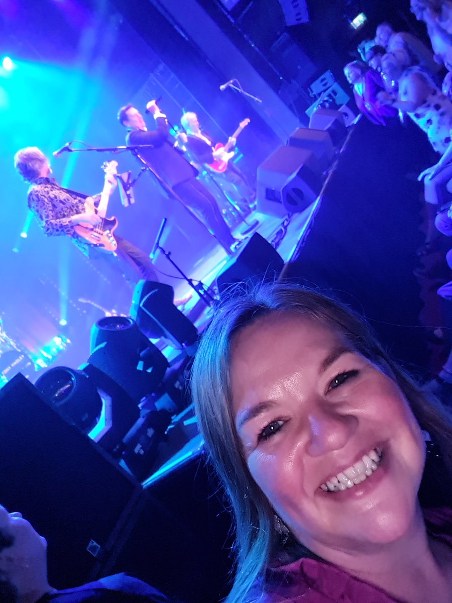 lisariggers's tweet photo. @TheTonyHadley Thank you for an amazing night in Torquay! 🥰 https://t.co/MR8y3u5Xb7
