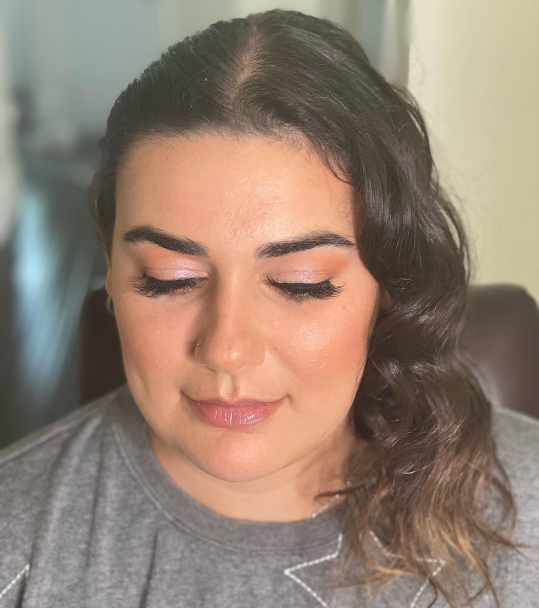 ilashvida's tweet photo. #naturalglow Jesse trials today! 😍
Makeup and hair by me @ilashvida 
Lashes: @ilashvidaluxlashes 
#ilashvida #ilashvidabride #bridal #bridalmakeup #weddinghair #beautiful https://t.co/qC5MKyxhrU