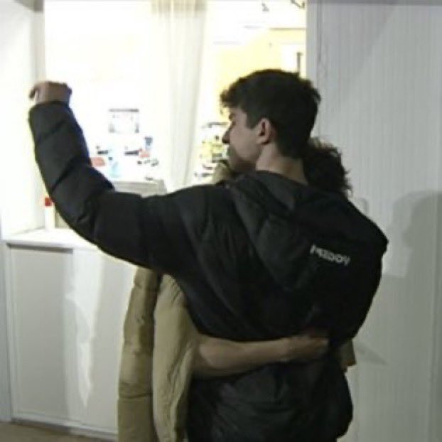 Crytical_mc tweet picture