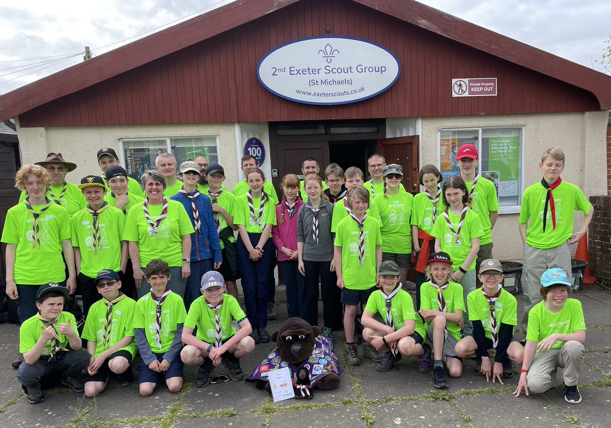 made_2_run's tweet photo. Great to put on the Tortoise and the Hare Challenge again this weekend after a 2 year hiatus. Trying to complete 2 laps of the Exeter Green Circle before the Scouts could finish 1! At just over 12.5 miles and 970 feet or ascent per lap, not an easy course 🥵 https://t.co/lqA3pLhNxL