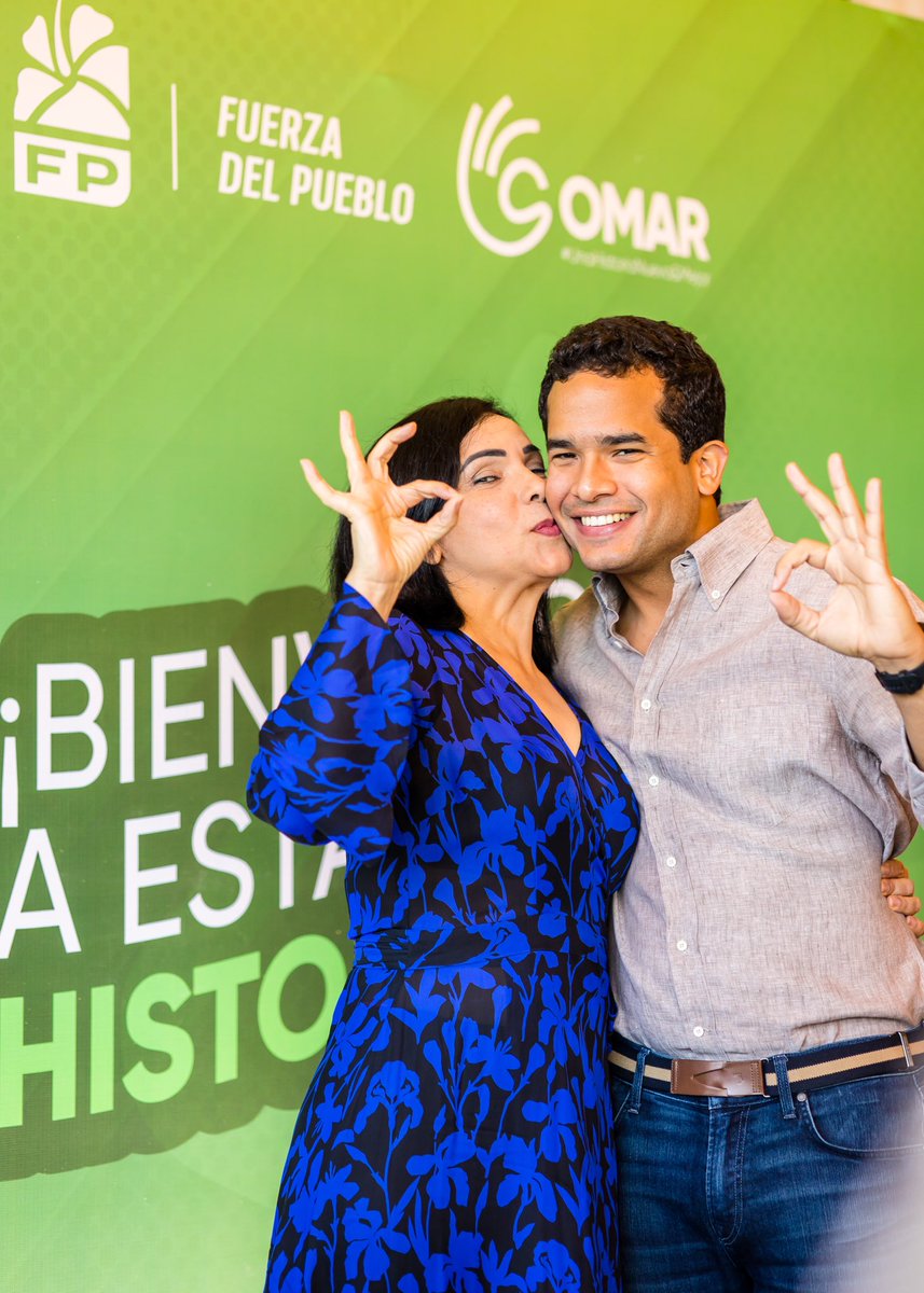 Aficiao’ de mi vieja. Siempre a mi lado, hasta las últimas !! Increíble como ella logró convencer mejor que yo a las nuevas fuerzas que se sumaron a #UnaHistoriaNuevaYMejor.

Nada de esto tiene sentido sin ti !! Te amo !! 💚