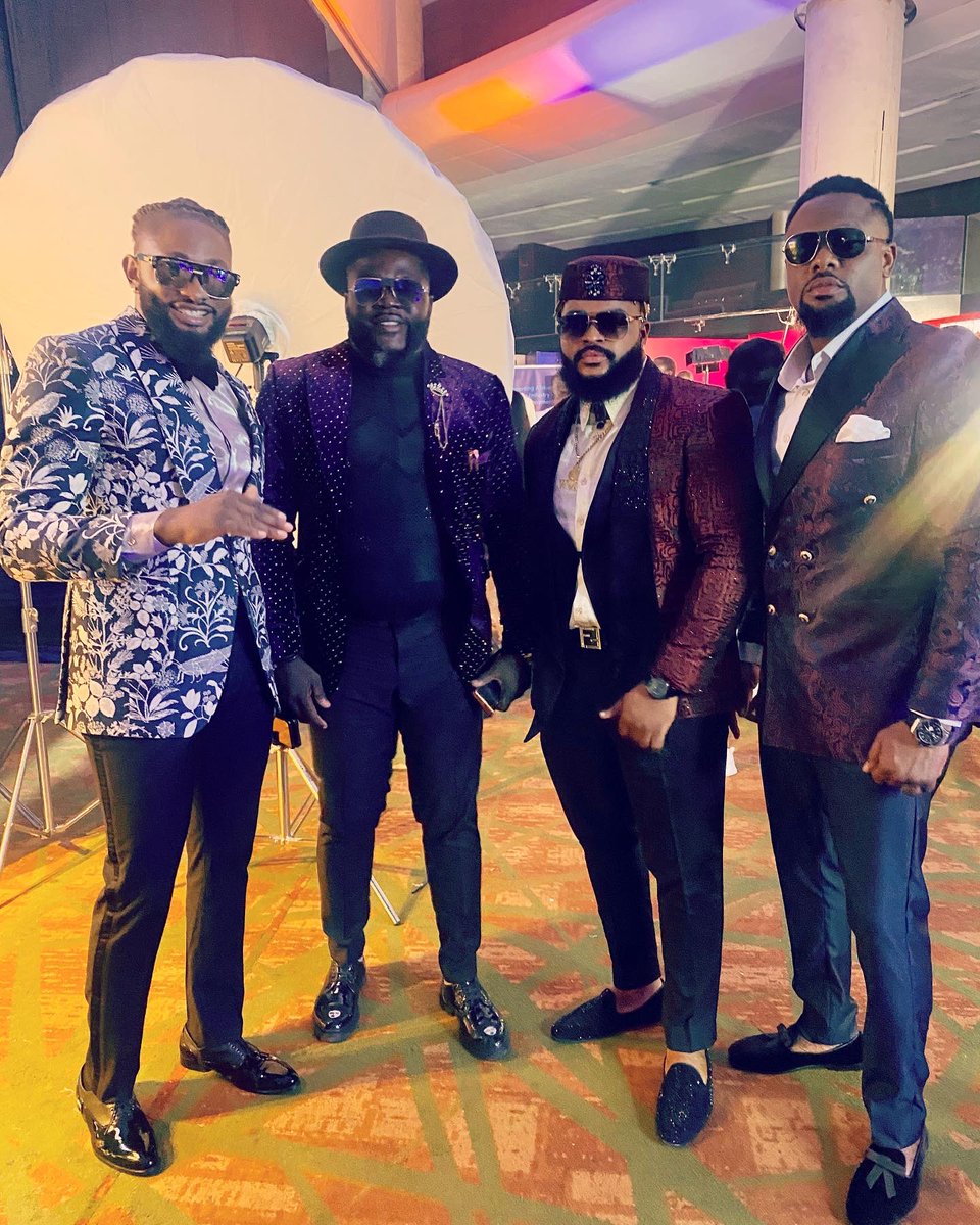 eletu001's tweet photo. @SirUTI @itswhitemoney @melvinoduah at the just concluded #AMVCA8 @africamagictv https://t.co/Kj3KCdCidj