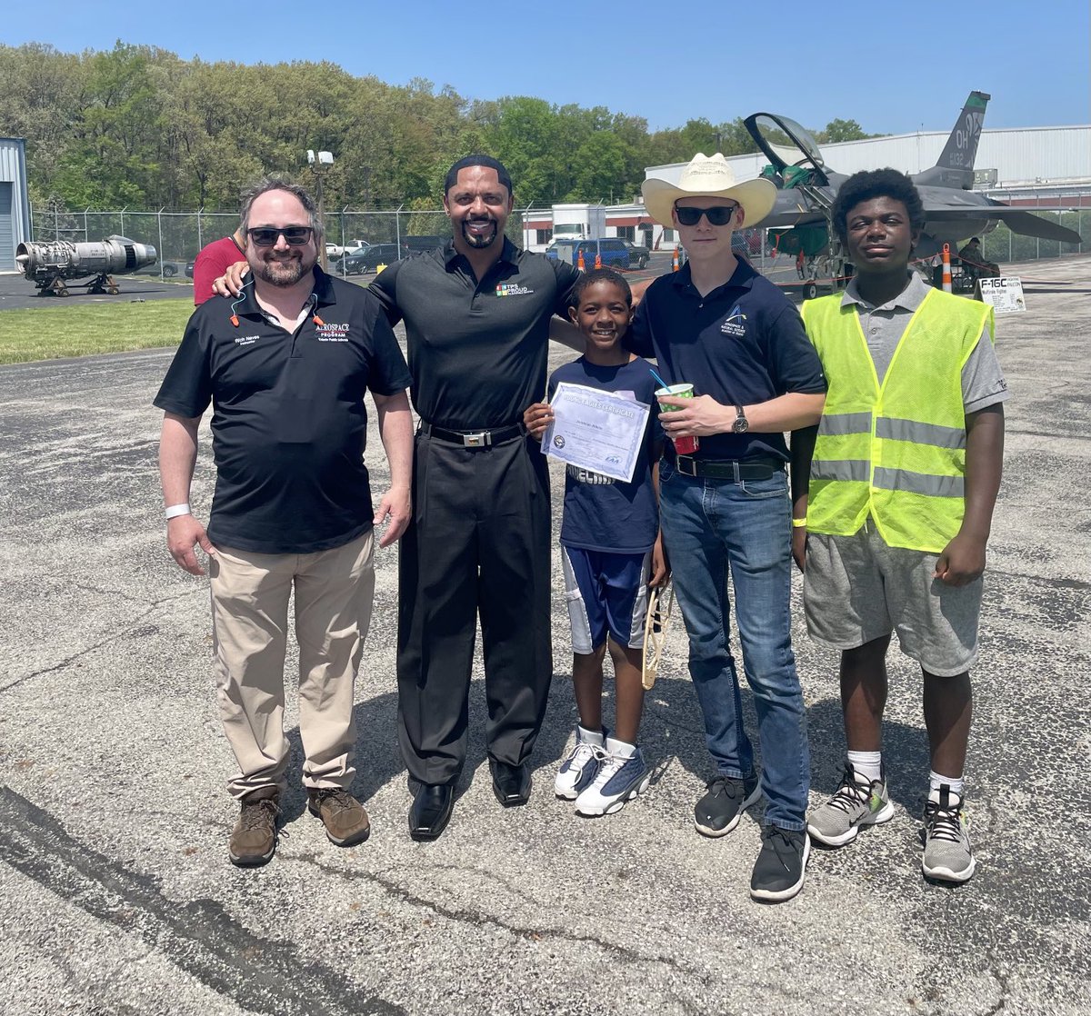 romules_'s tweet photo. Great turnout and a good time at the TPS Aviation Expo put on by the Aerospace & Natural Science Academy (ANSAT). College & Career Ready-
#Mac2020
TPS Proud! https://t.co/uacjiwCXN8