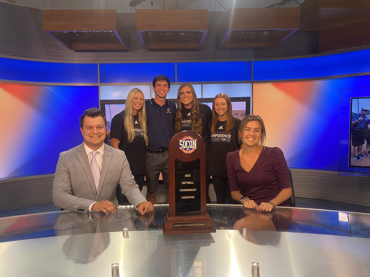 DavidCzarlinsky's tweet photo. Hey @CBelonzi, this is what you’re supposed to do after winning the 🏆 right?

Thanks for having us, @BenBobickLocal3! https://t.co/UdrLvQoP9Y