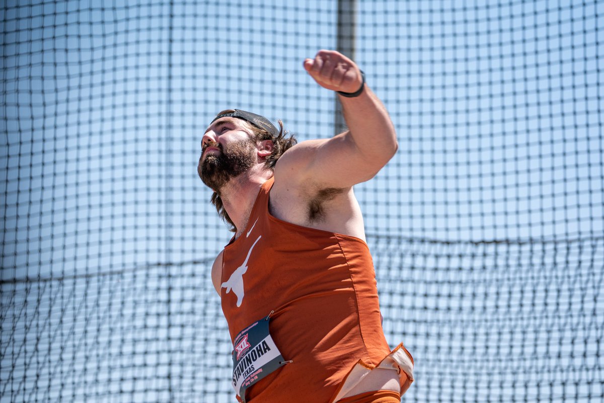 TexasTFXC's tweet photo. Longhorns score 12 points in the men's discus 🤘

@seanstavinohaa sets a PB to finish second at 57.16m(187-6) &amp; @le0thegerman finishes 5th with a PB at 53.69m (176-1) https://t.co/y3PFu9TAKi