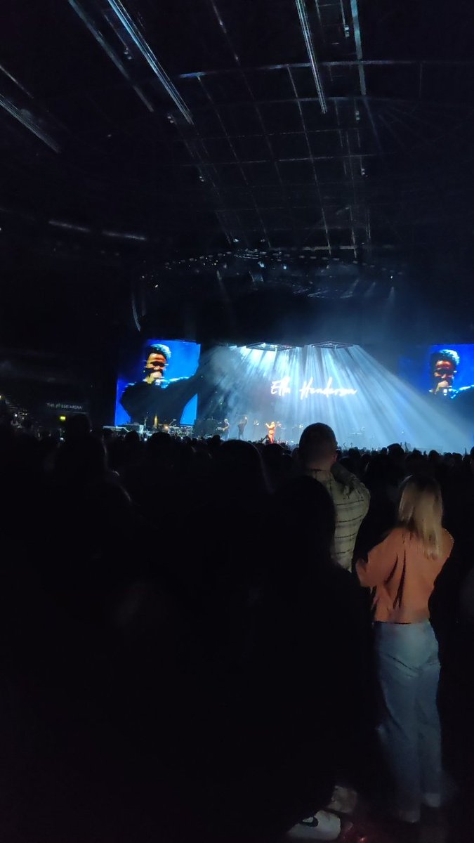 gems2311's tweet photo. @EllaHenderson @thescript
YEY!!
@__star_shine___ https://t.co/tiwyC3eW14