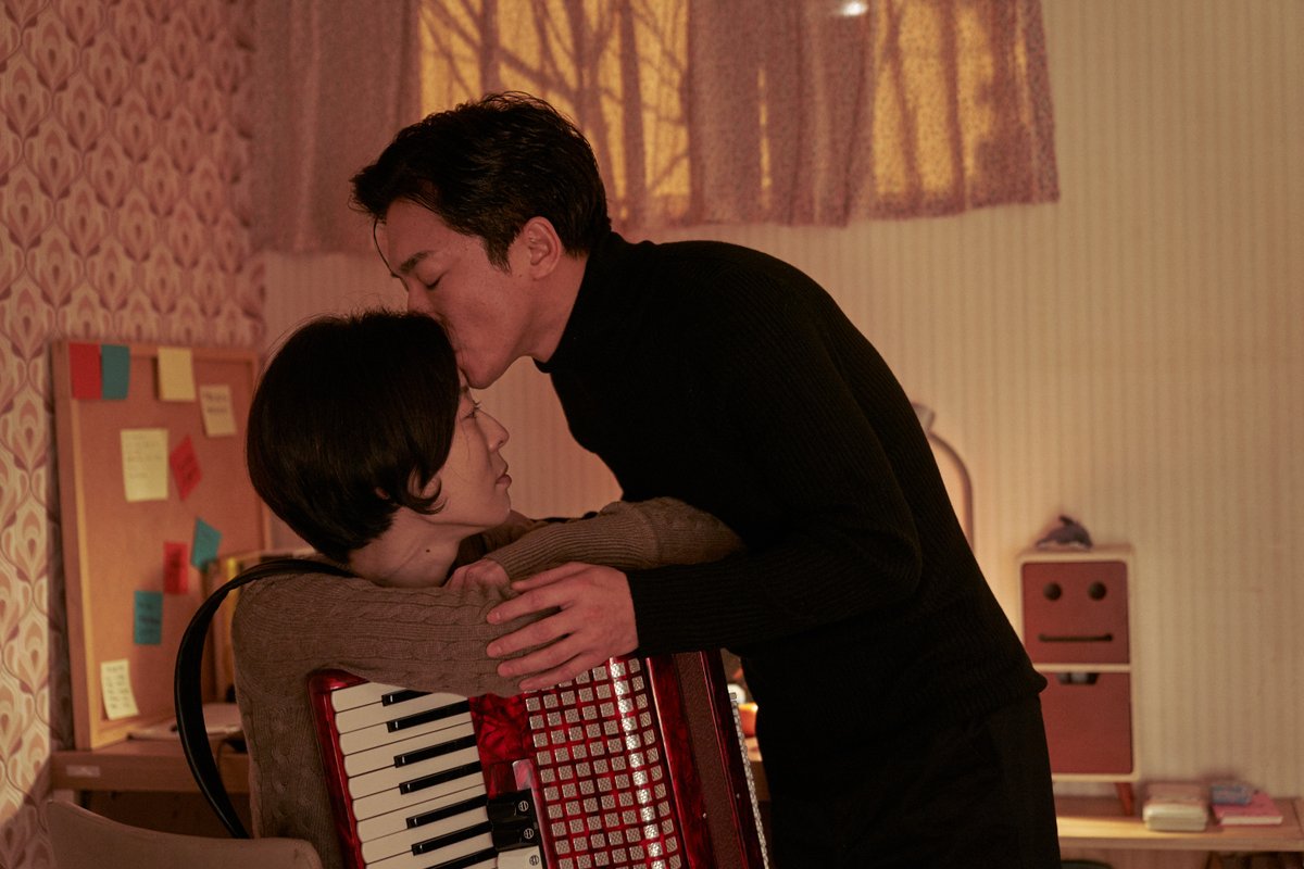 117Brenn's tweet photo. El martes arranca el ciclo 'Encuentro con el nuevo cine coreano' en la @Sala_Lugones.  

 🙌7 pelis proyectadas entre el 17/05 al 29/05 

🎬Apertura 'La suerte de Chan-sil' de Kim Cho-hee.

Más info https://t.co/T91MON9x2q https://t.co/KeCTtJa6YQ