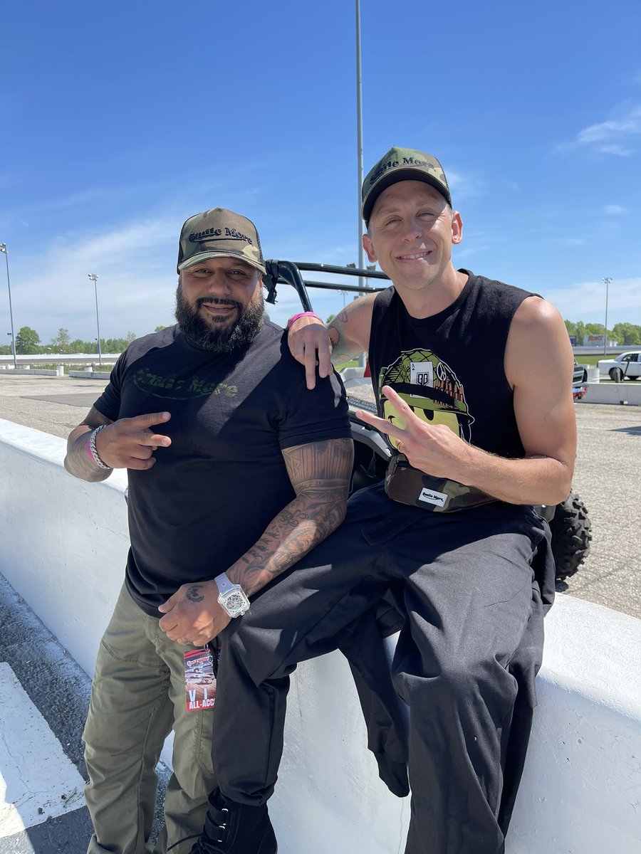 RomanAtwood's tweet photo. Lost my first race!! I think we put on a heck of a show though 🎉 https://t.co/FVBehKWlyM
