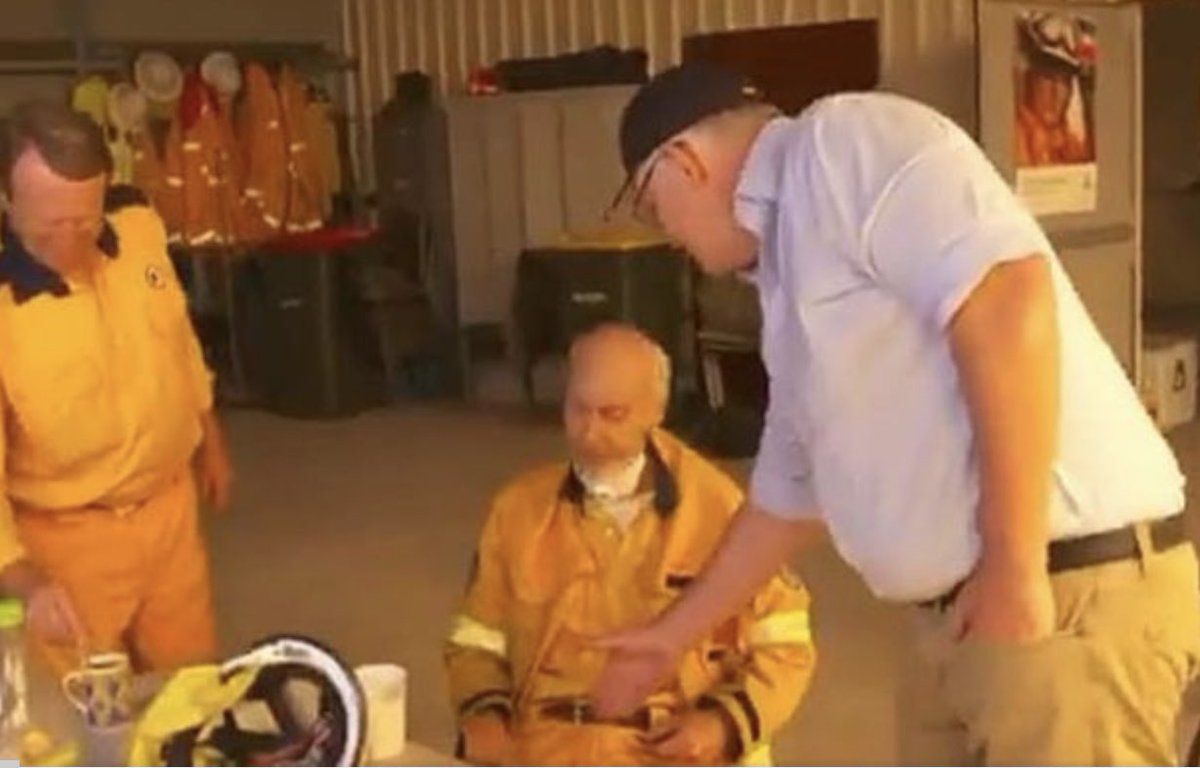 serpenteye's tweet image. Never forget.#ScottyTheCompletePsycho #ScottyTheWorstPrimeMinisterEver #ScottyFromPhotoOps #ScottyFromMarketing #ScottyFromCorruption #ScottyThePathologicalLiar #auspoll2022 #ScottyMustGo