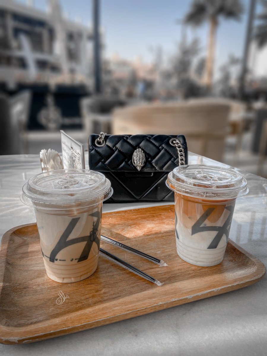 Meem_tu0's tweet photo. العيد قربك يابعد كل الأعياد وش ابي اكثر دامه عيدي معاك ♥️ https://t.co/QVcIigUbZB