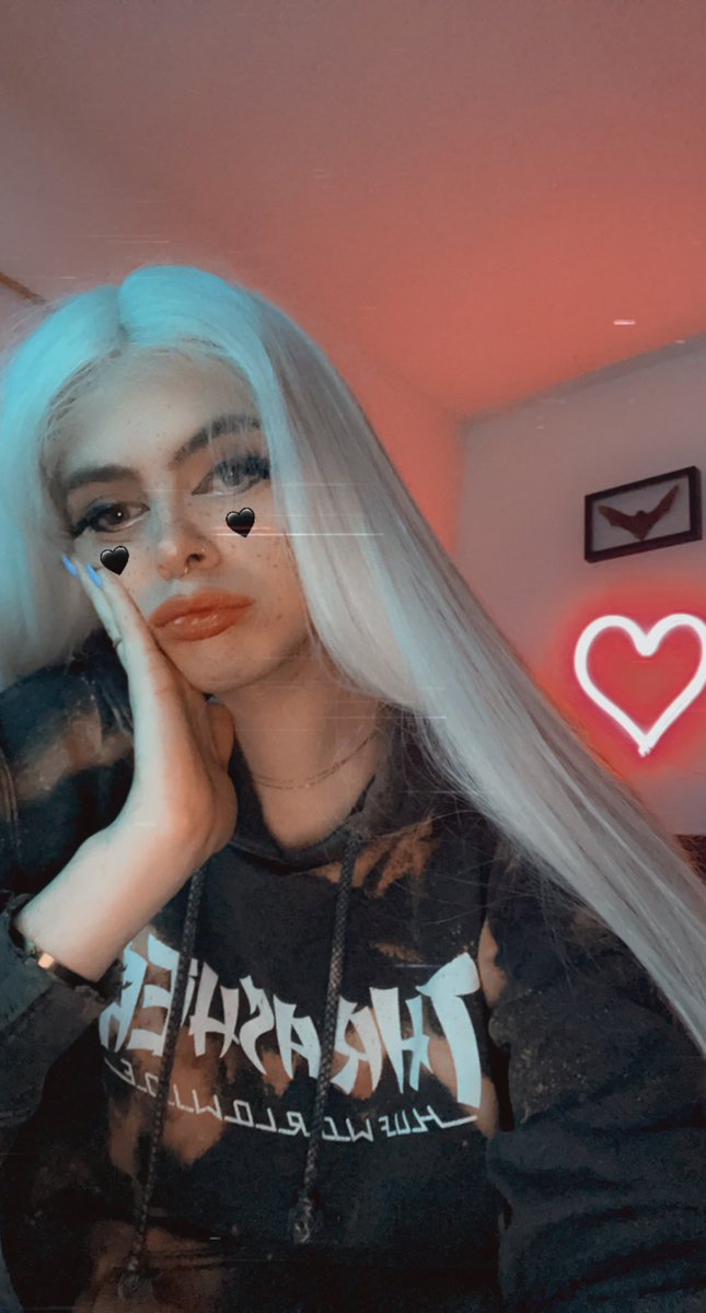 fawnnxs's tweet photo. Constantly bored- #femboy #Femboyissy #femboytwitter #Femboycommunity https://t.co/OTBfYVDbjc