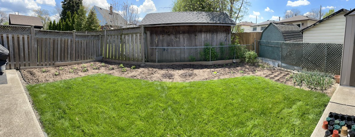 joe_arcaro's tweet photo. @DBolelli Planted my garden today 🙂 https://t.co/gMDVYRDg7n